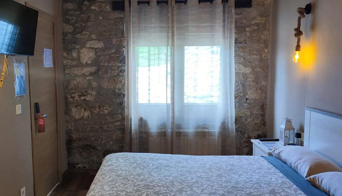 Eclipse Paraíso Doble/Triple Económica